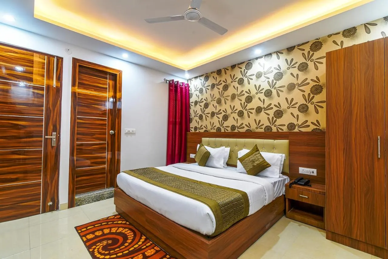 Hotel Urban Tree At Delhi Airport Nové Dillí