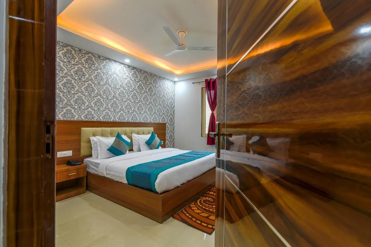 Hotel Urban Tree At Delhi Airport Nové Dillí